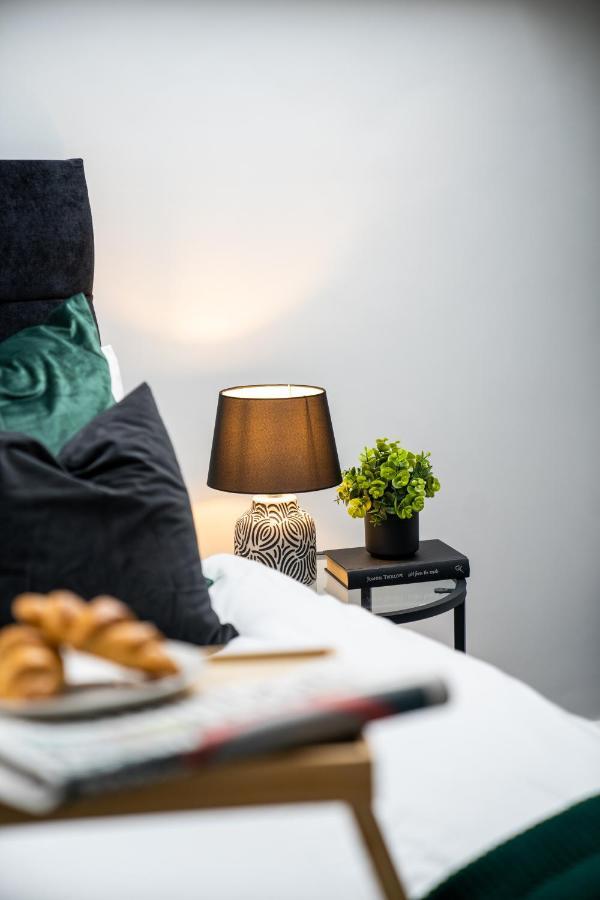Hosta Group - Prestige 1 Bed Apartment - The Olive Cambridge  Dış mekan fotoğraf